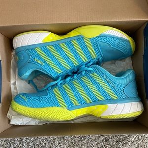 K-Swiss Women’s hypercourt tennis shoes 8.5
